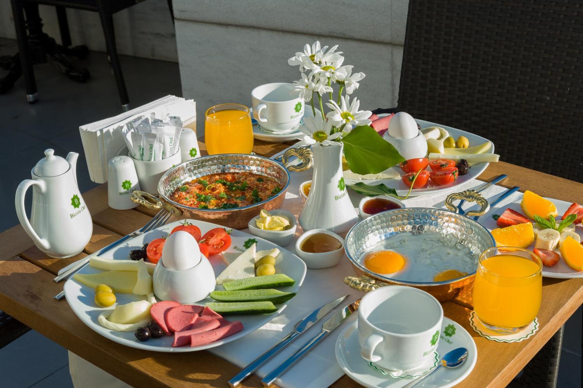 Bizim Hotel Истанбул Екстериор снимка